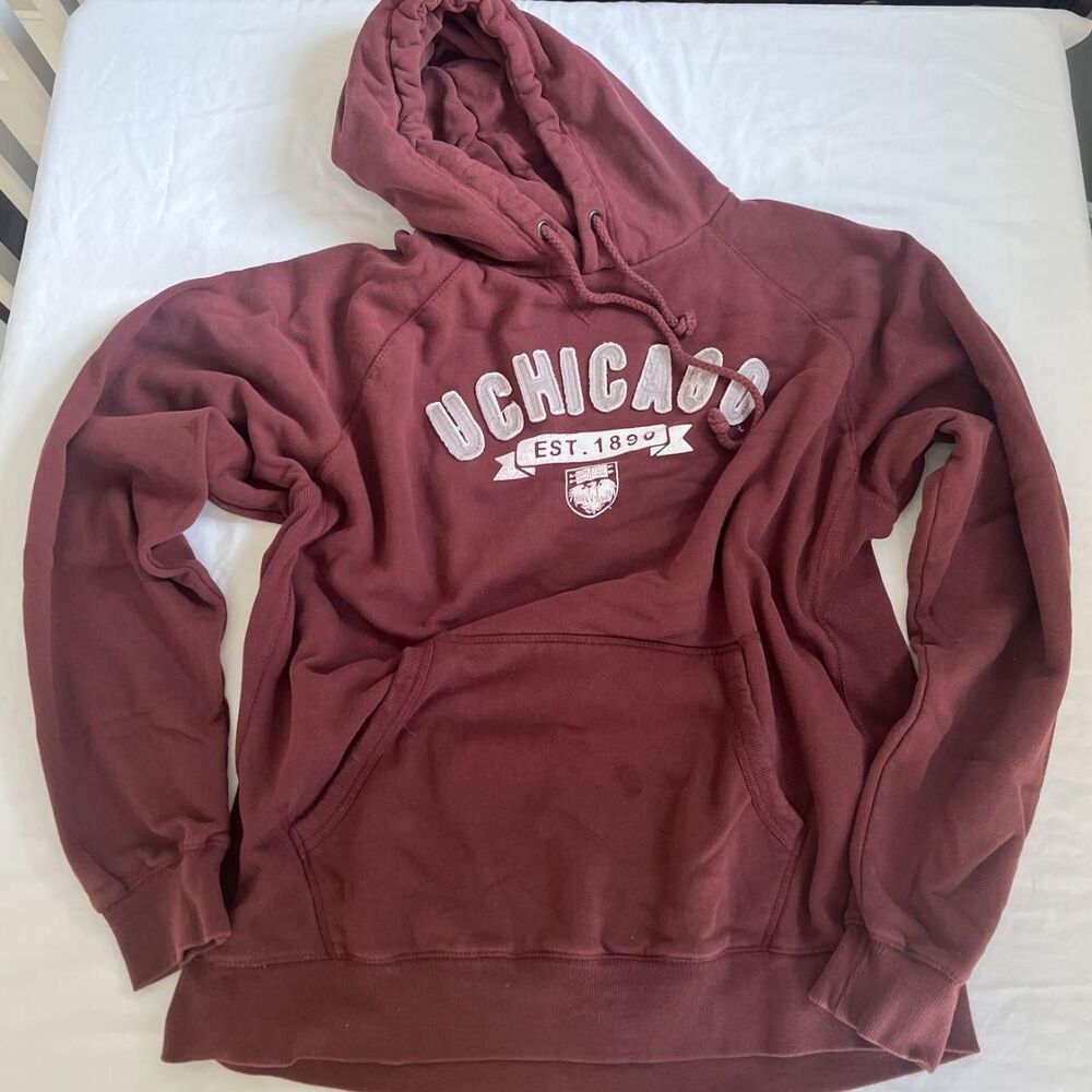 UChicago Marroon Cotton Hoodie Size XL.